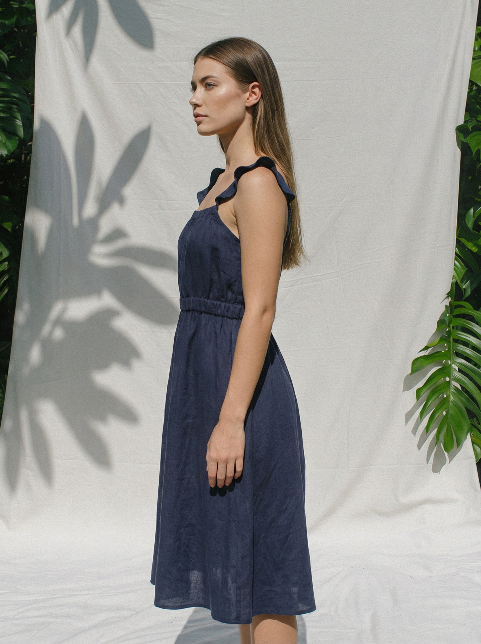 Asimetrik etek ucu detaylı doğal pamuk keten Arya kadın elbise