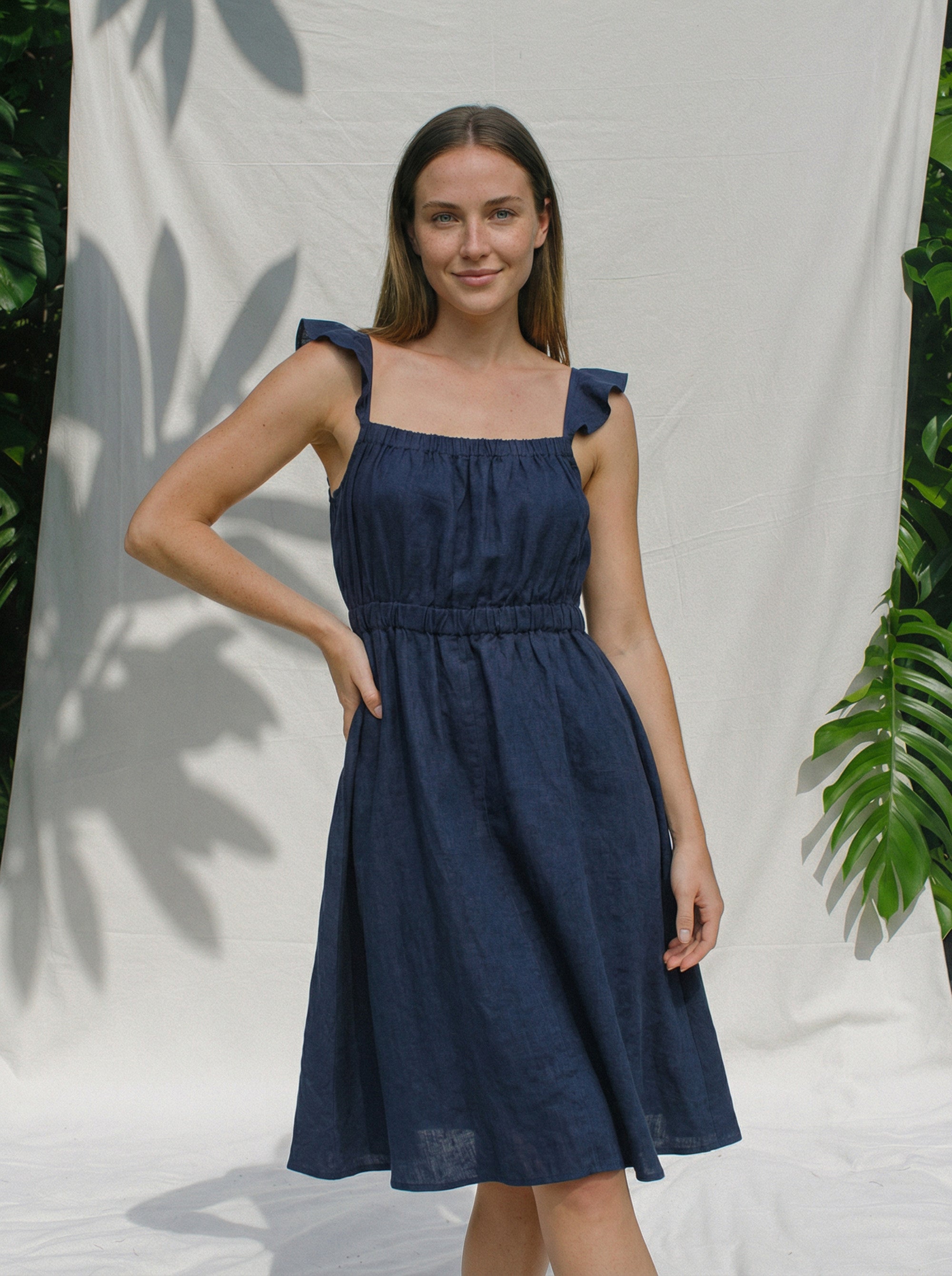 Studio Laloba fırfır askılı beli büzgülü romantik yazlık pamuk keten elbise